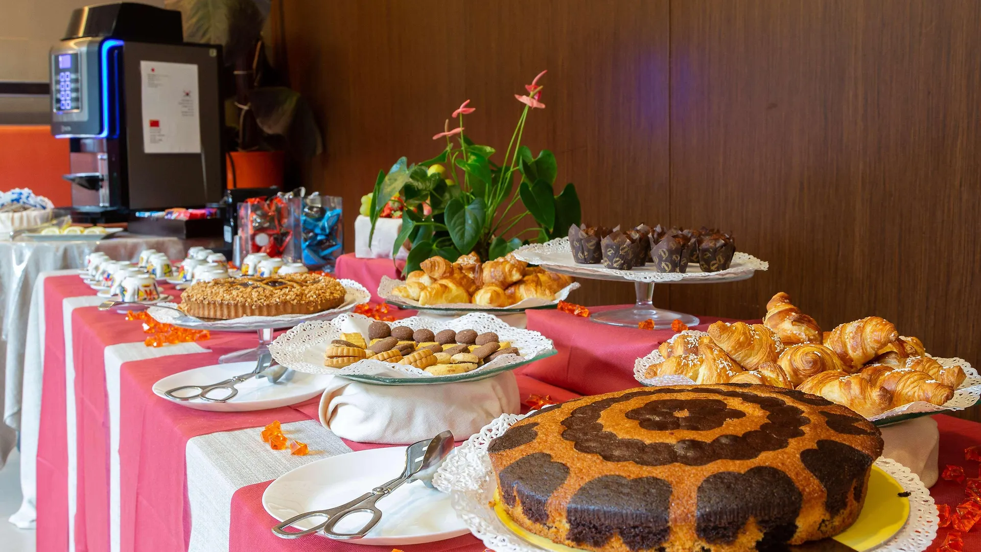 Best Western Hotel Goldenmile Milan Trezzano sul Naviglio 4*,